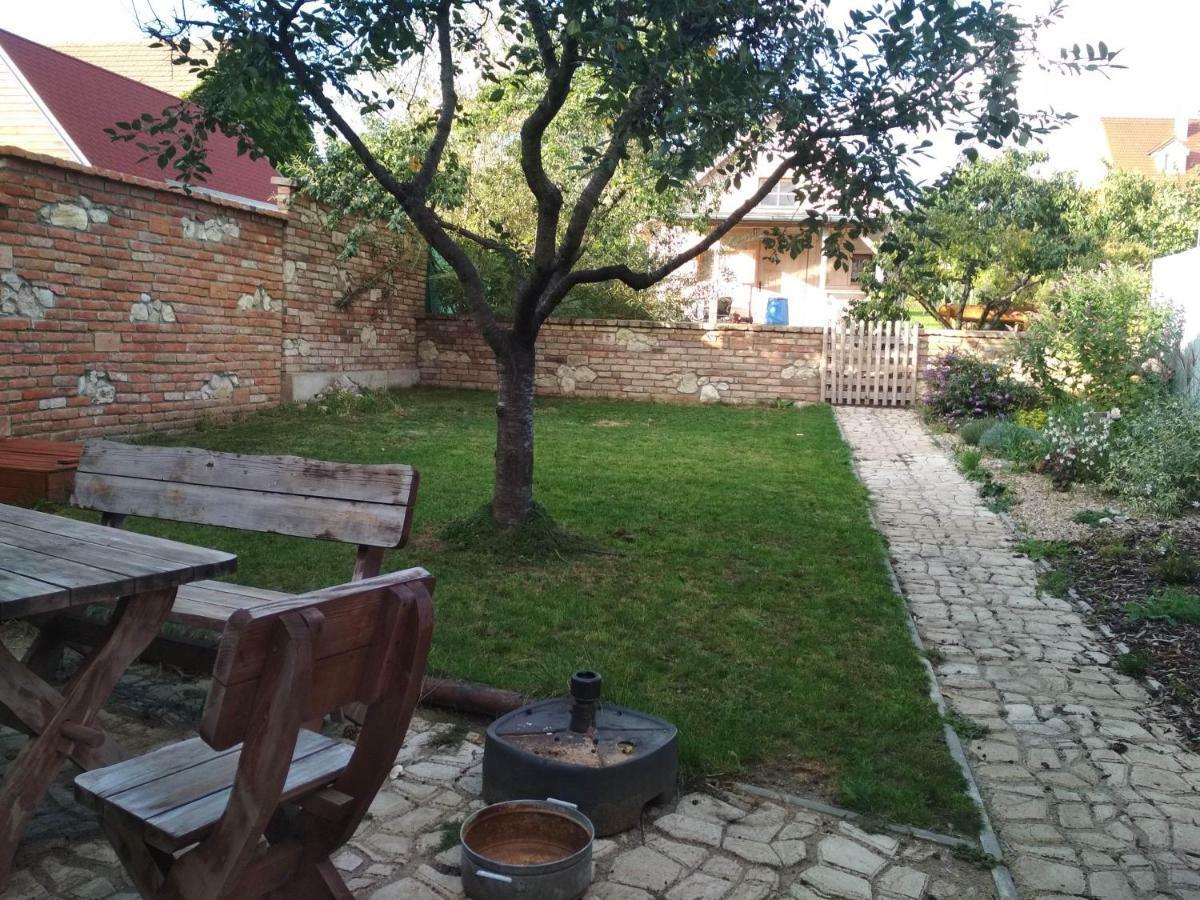 Ubytovani U Lomu Mikulov Extérieur photo